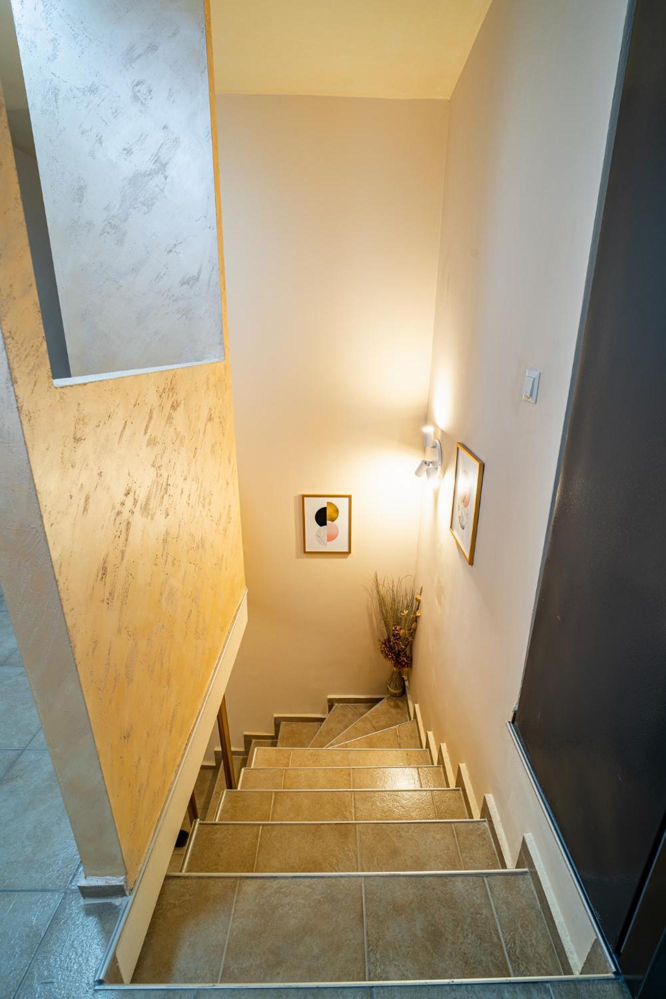 Abstract Apartment Варна Экстерьер фото