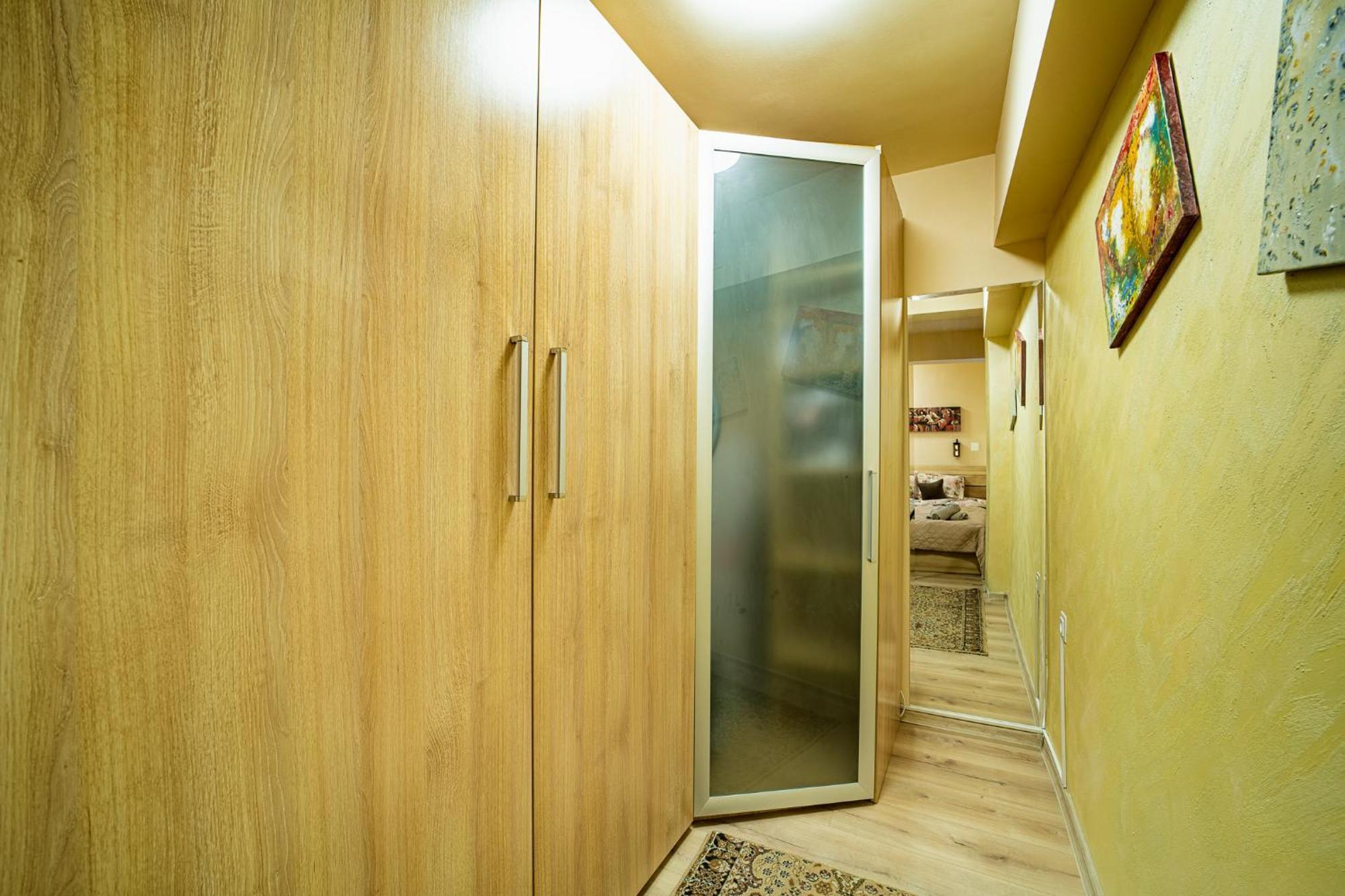 Abstract Apartment Варна Экстерьер фото